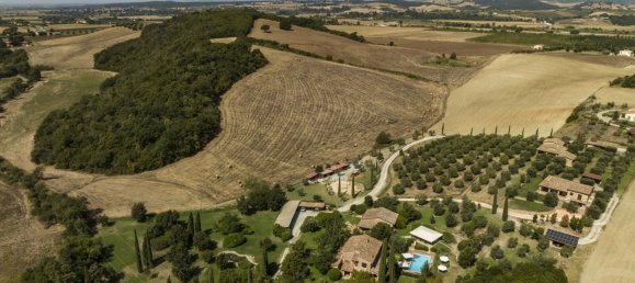 11 Schlafzimmer Schlösser in Manciano, Italy, Nr. 78411 14