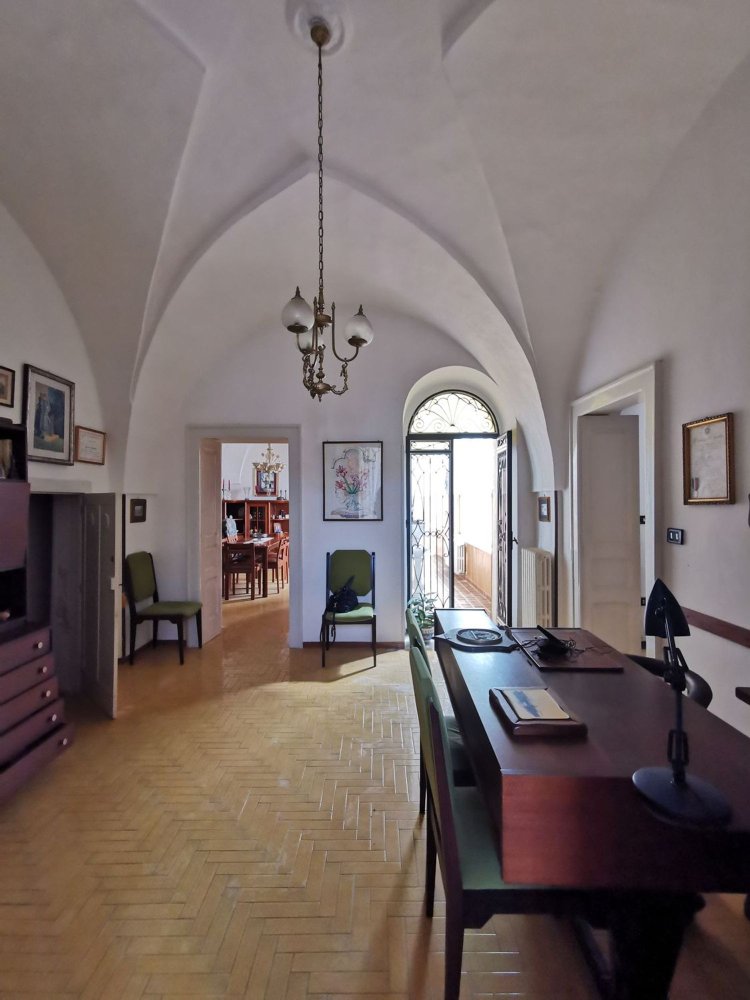 Дом с 10 спальнями в Diso, Италия № 357610