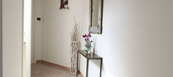 3 rooms Apartment in Bottanuco, Italy No. 338590 8