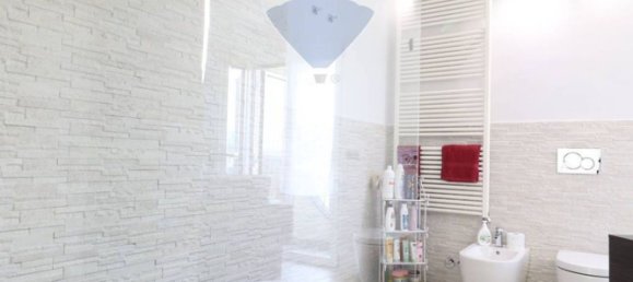 3 rooms Apartment in Bottanuco, Italy No. 338590 17