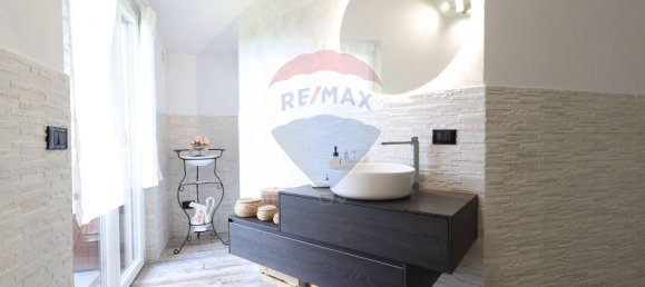 3 rooms Apartment in Bottanuco, Italy No. 338590 18