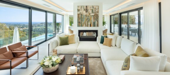 Villa T5 em La Quinta, Spain N.º 4708 8