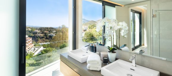 Villa T5 em La Quinta, Spain N.º 4708 21