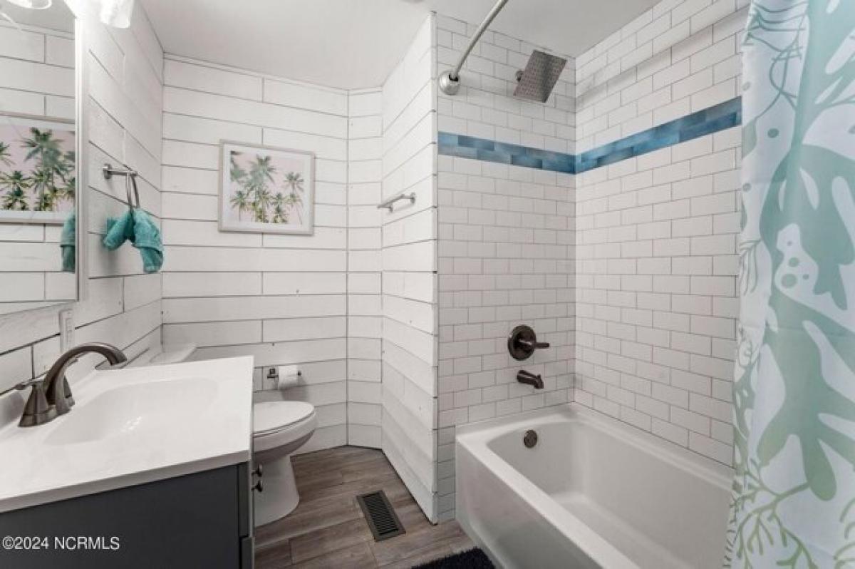 4 غرف نوم منزل في Oak Island, USA رقم 378863