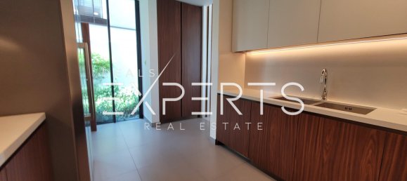 6 bedrooms Villa in Saadiyat Island, UAE No. 45596 36