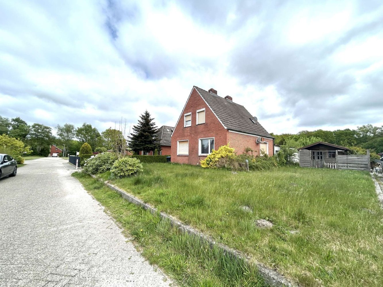 3 bedrooms Townhouse in Leer, Germany No. 228817