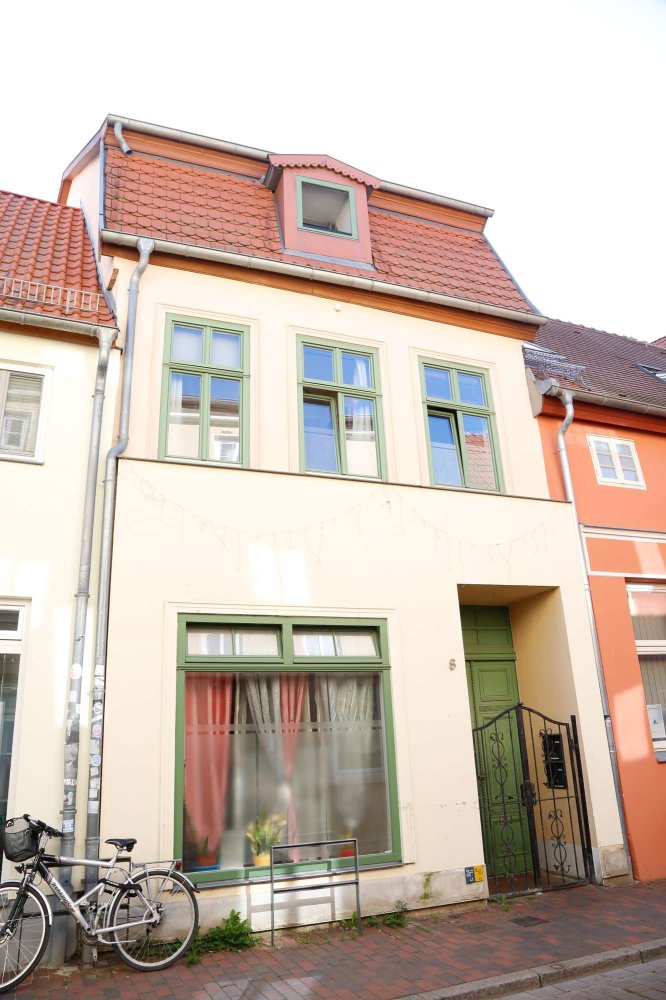 9 rooms Townhouse in Gustrow, Germany No. 267848