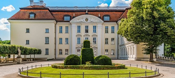 Parking in Kopenick, Germany No. 73449 2