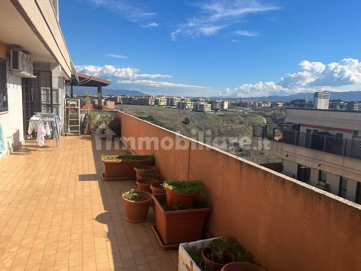 2 bedrooms Apartment in Rome, Italy No. 93936