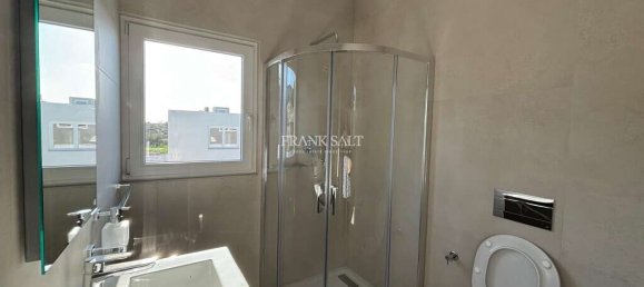 Villa de 6 dormitorios en Bahar ic-Caghaq, Malta No. 5362 3