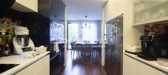 4 غرف نوم منزل في Sao Felix da Marinha, Portugal رقم 130915 20