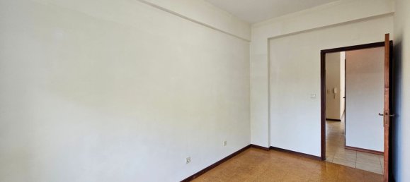 3 bedrooms Apartment in Loures, Portugal No. 94627 2