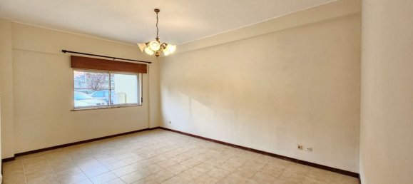 3 bedrooms Apartment in Loures, Portugal No. 94627 12