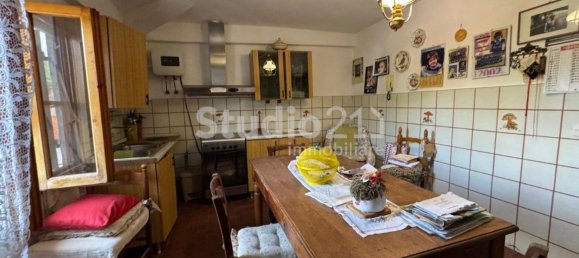 3 bedrooms Apartment in Figline e Incisa Valdarno, Italy No. 381584 4