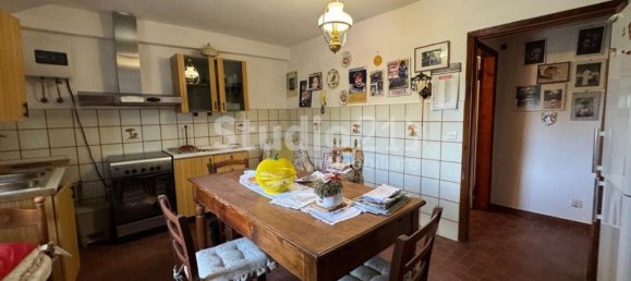 3 bedrooms Apartment in Figline e Incisa Valdarno, Italy No. 381584 2