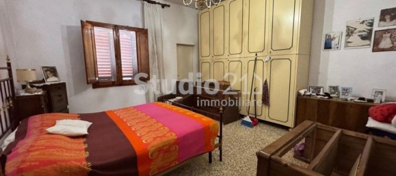 3 bedrooms Apartment in Figline e Incisa Valdarno, Italy No. 381584 11