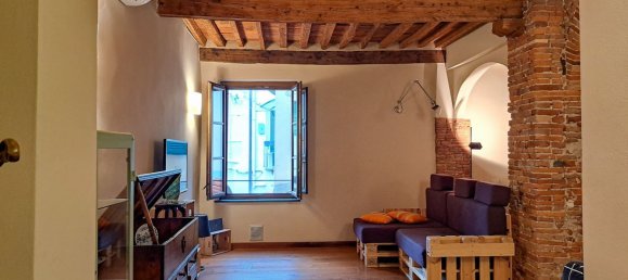 2 rooms Apartment in Lucca, Italy No. 82932 5
