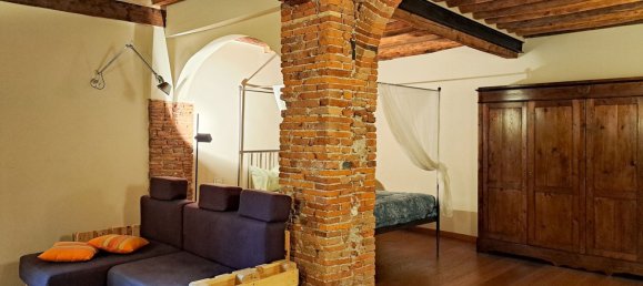 2 rooms Apartment in Lucca, Italy No. 82932 2