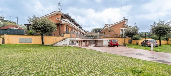 4 rooms House in Ciampino, Italy No. 17142 5
