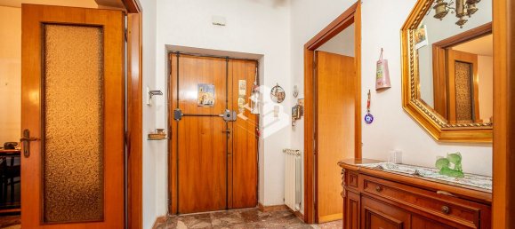 Apartamento de 3 divisões em Rome, Italy N.º 204490 11
