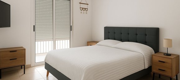 3 bedrooms Apartment in Alicante, Spain No. 190029 2