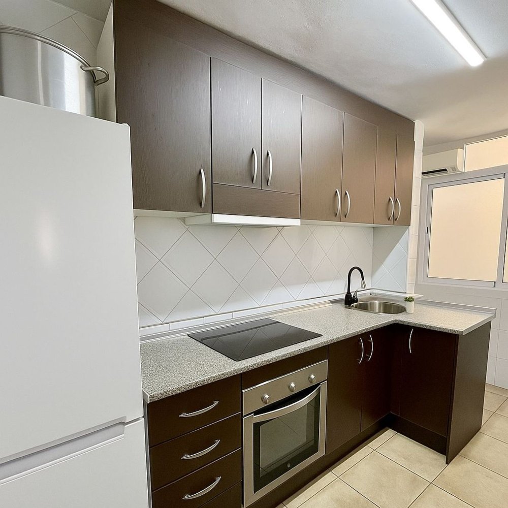 3 bedrooms Apartment in Alicante, Spain No. 190029