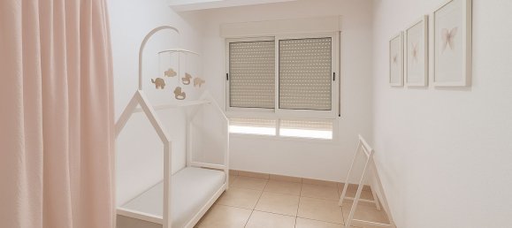 3 bedrooms Apartment in Alicante, Spain No. 190029 8