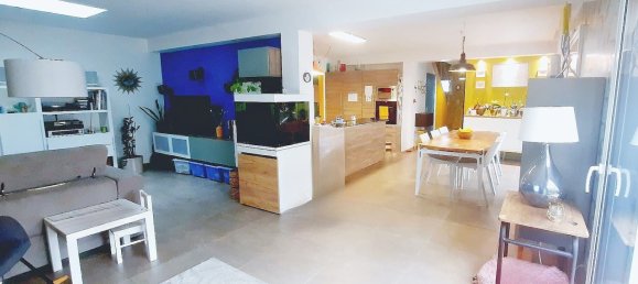 4 bedrooms House in La Riche, France No. 70027 5