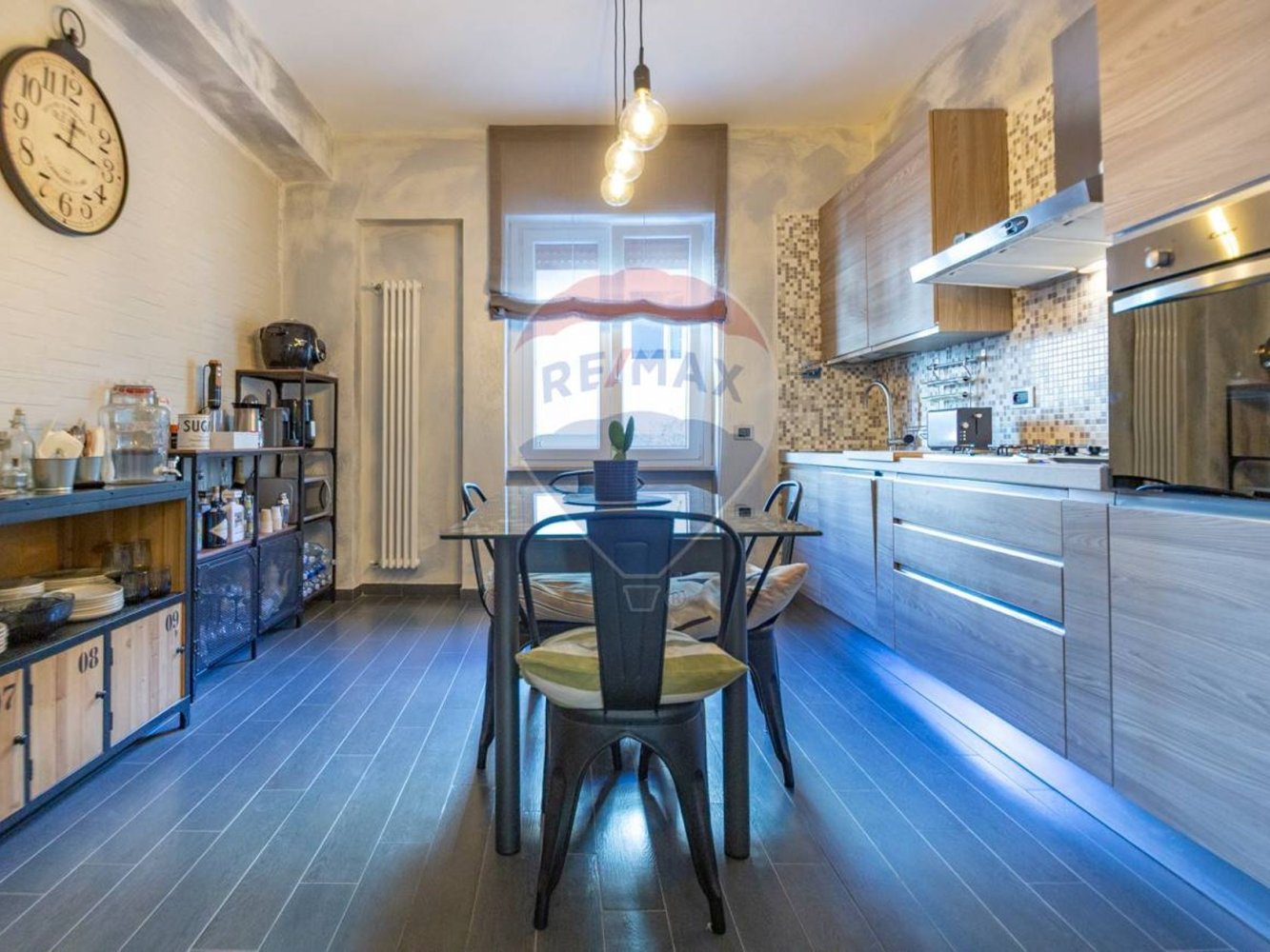 2 bedrooms Apartment in Chieti, Italy No. 377387