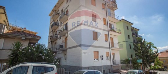 2 bedrooms Apartment in Chieti, Italy No. 377387 17