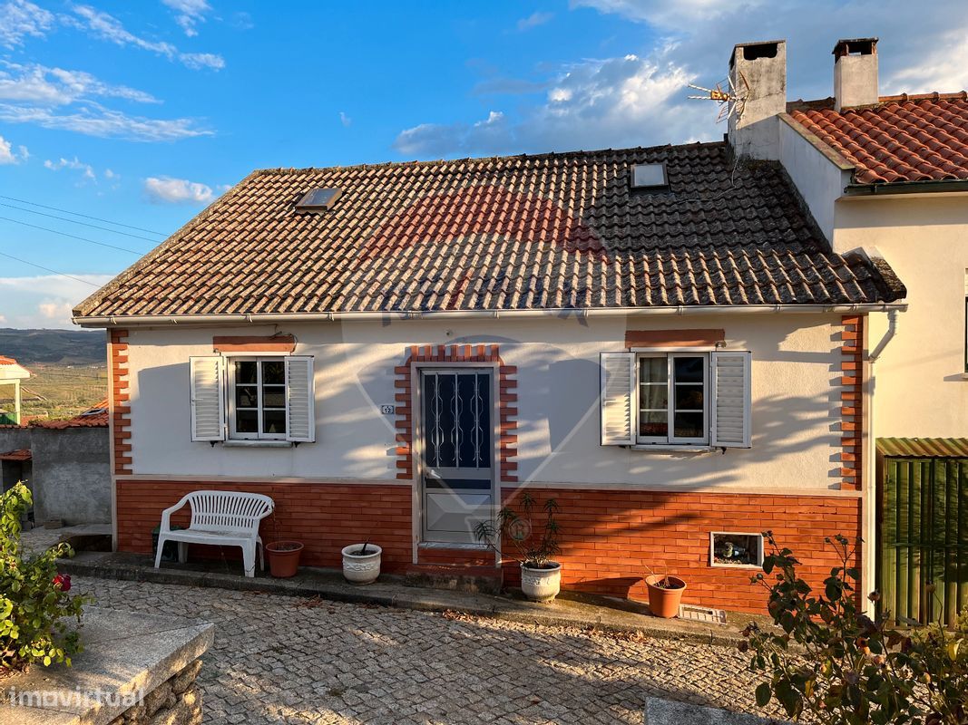 3 Schlafzimmer Haus in Santa Comba de Vilarica, Portugal, Nr. 168648