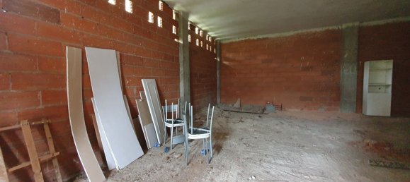  عقار تجاري في Asturias, Spain 86متر مربع رقم 186221 2