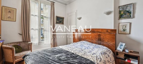2 bedrooms Apartment in Paris, France No. 168425 10