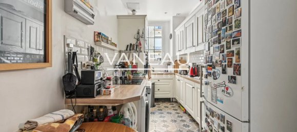 2 bedrooms Apartment in Paris, France No. 168425 7
