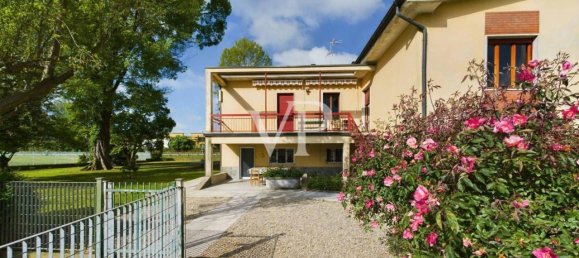 7-salle Villa à Codogno, Italy No. 19272 5