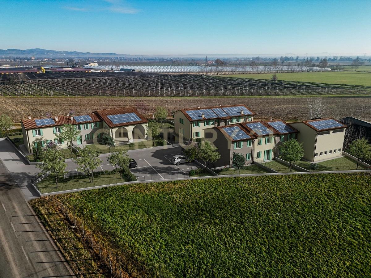 5 rooms House in Zevio, Italy No. 117805