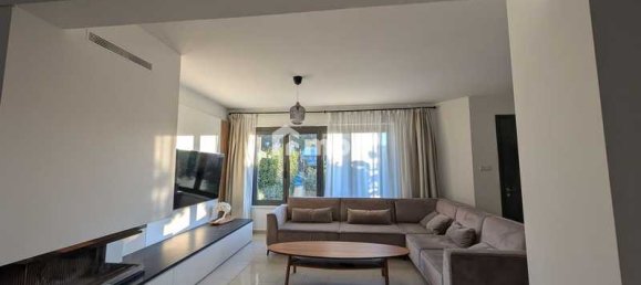 4 bedrooms Commercial property in Lakatamia, Cyprus No. 18639 6