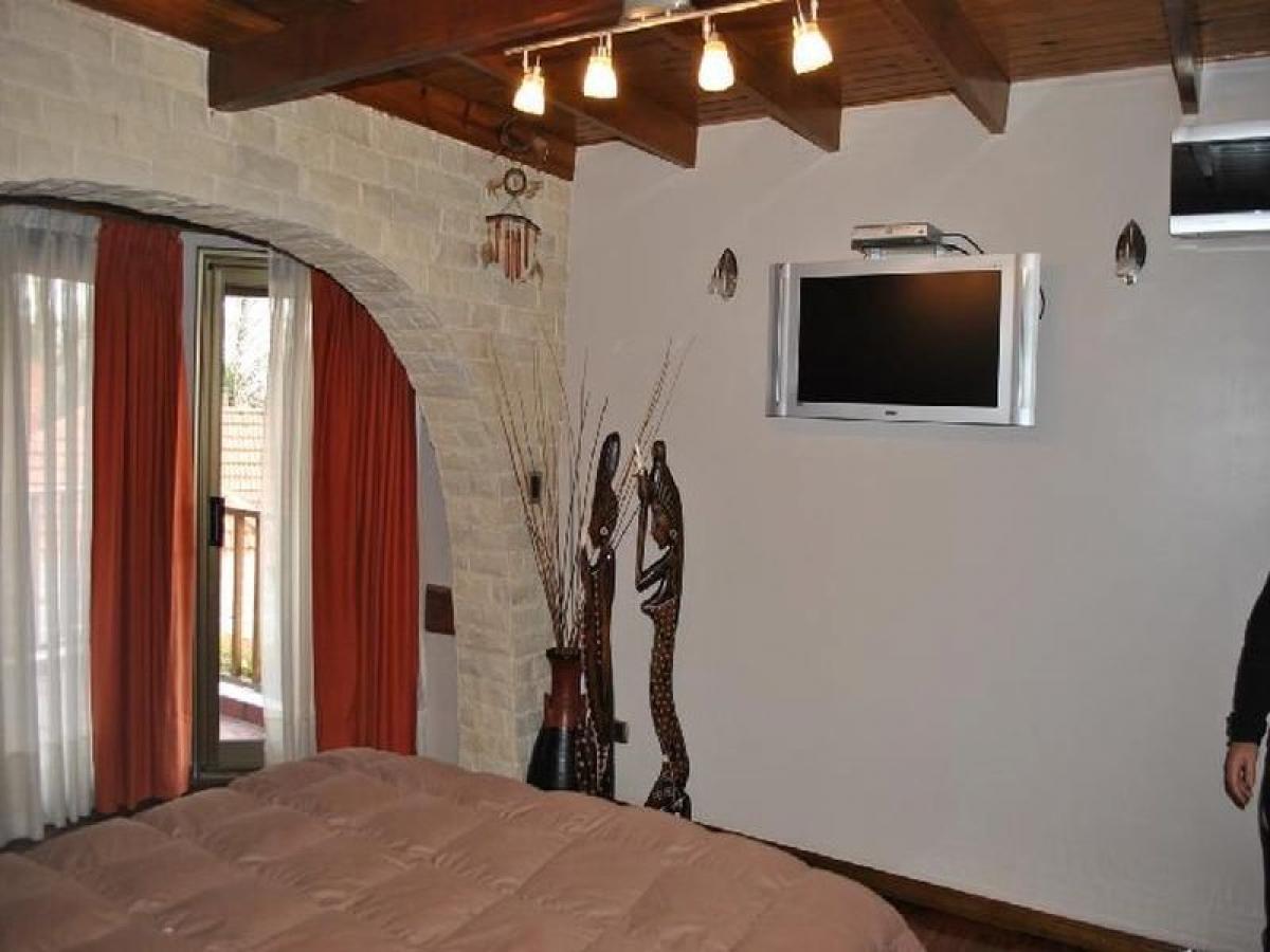 3 Schlafzimmer Haus in Presidente Peron, Argentina, Nr. 88556