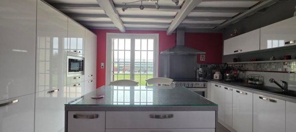 4 bedrooms House in Seine-Maritime, France No. 311969 9