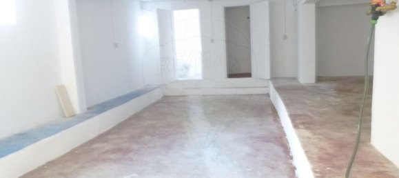 75m² Warehouse in Setubal, Portugal No. 51484 8