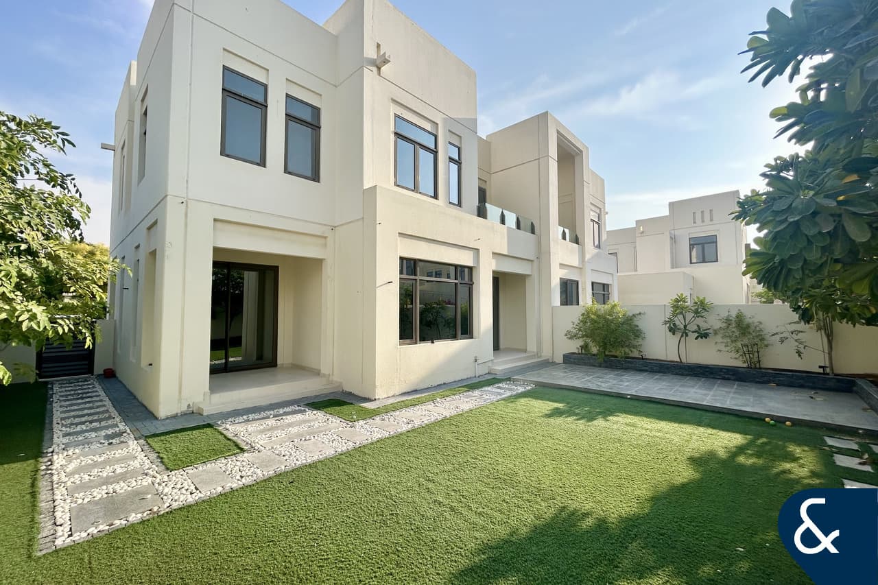 Villa de 4 dormitorios en Reem, UAE No. 110432