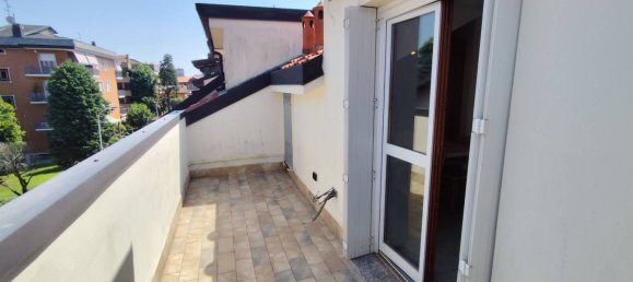 1 chambre Appartement à Seregno, Italy No. 224095 2