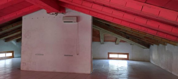 5-Zimmer Wohnung in Agliana, Italy, Nr. 49639 21