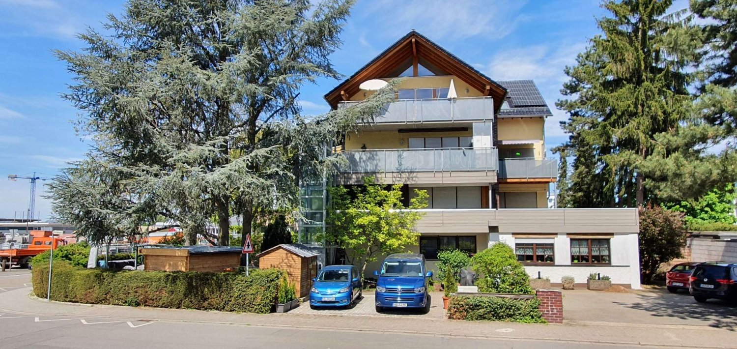 6 rooms Apartment in Heidelberg, Germany No. 109992