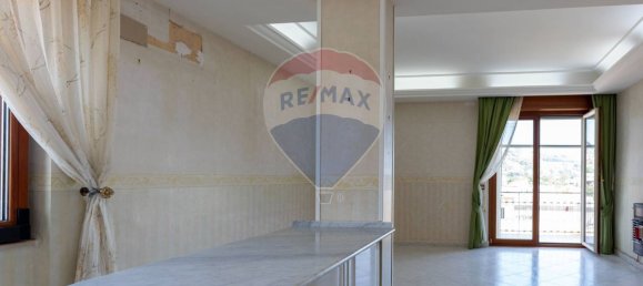 3-Zimmer Wohnung in Pozzuoli, Italy, Nr. 272629 18