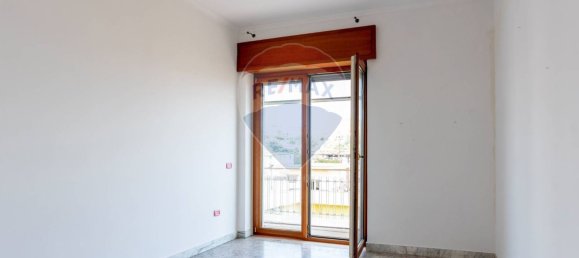 3-Zimmer Wohnung in Pozzuoli, Italy, Nr. 272629 4