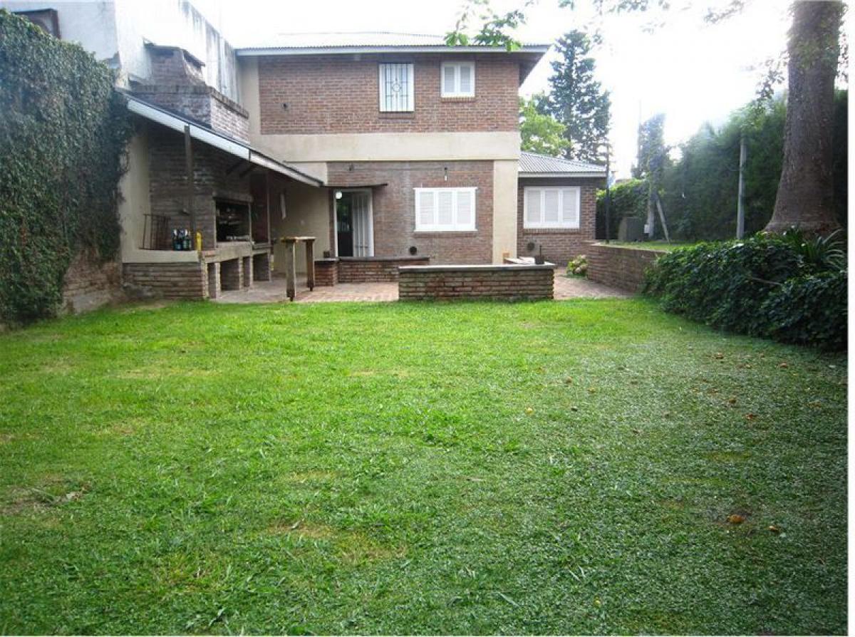 3 غرف نوم منزل في Berazategui, Argentina رقم 7925