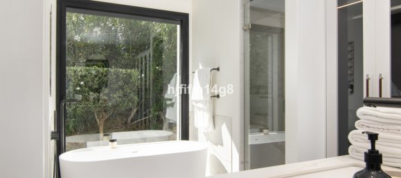 3 Schlafzimmer Villa in Marbella, Spain, Nr. 73286 18