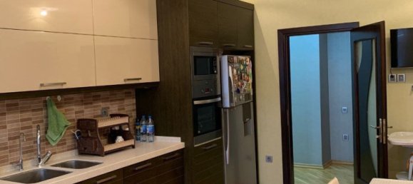 4 bedrooms Apartment in Khatay, Azerbaijan No. 1303 3