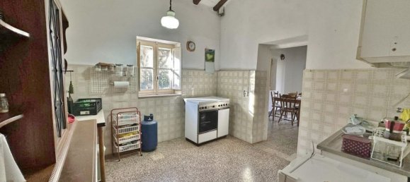 10 rooms House in Gavorrano, Italy No. 141323 8